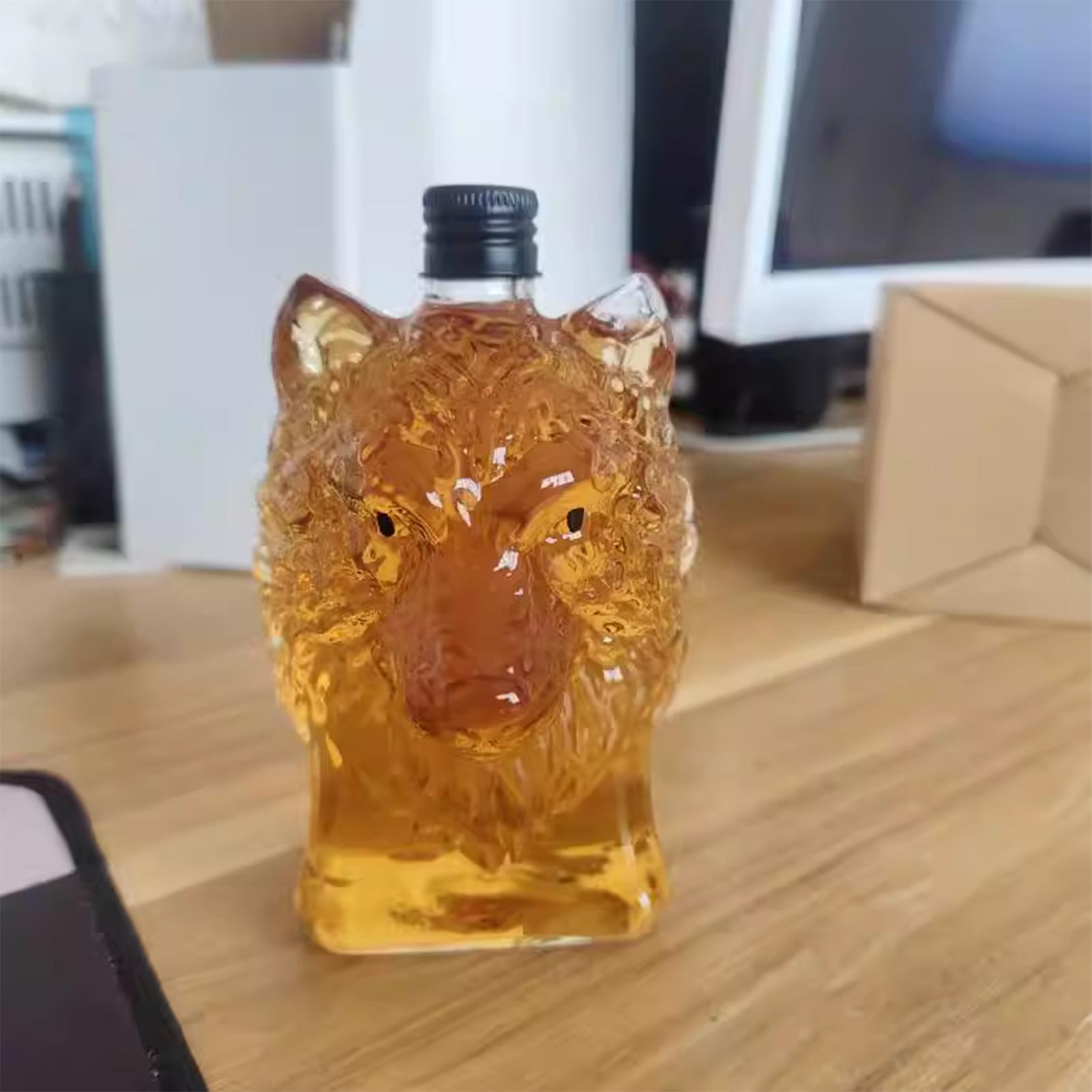 Collectible Vintage Wine - 위스키 병 늑대 모양 와인 컵