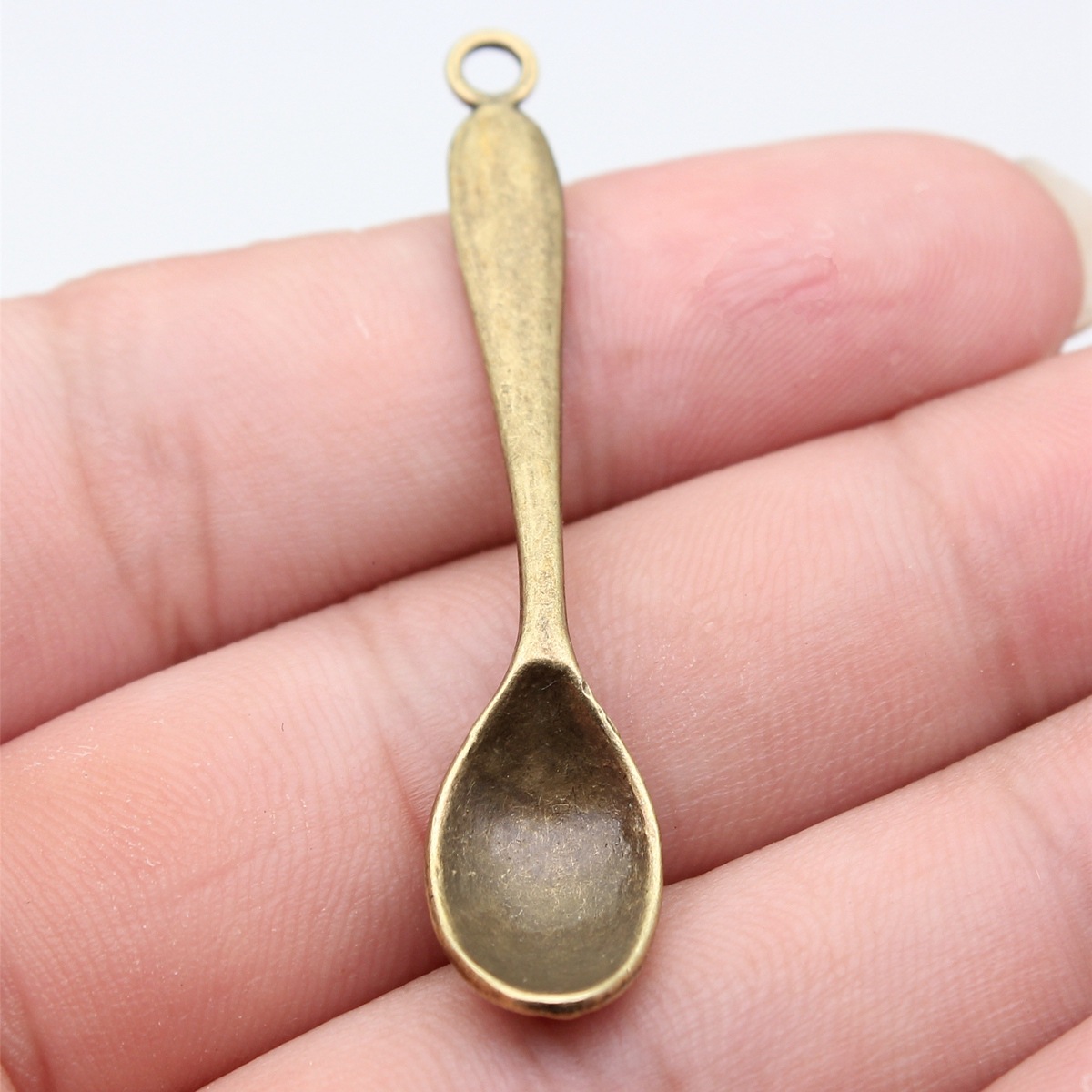 10pcs 54x11mm 5 색 스푼 참 테이블 스푼  - Vintage Collectibles For Sale 리뷰 및 가격